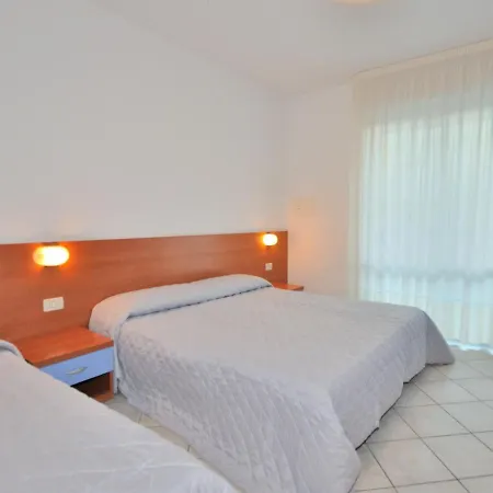 Apartment In Spiaggia With Communal Pool Bibione